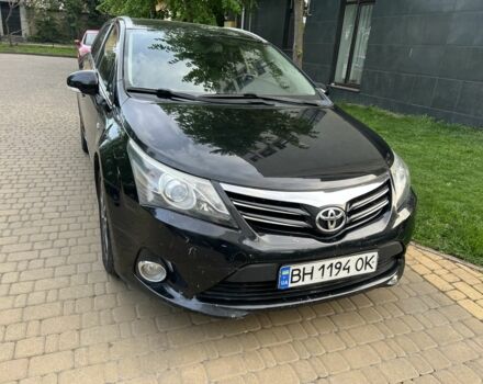 Черный Тойота Авенсис, объемом двигателя 2.2 л и пробегом 303 тыс. км за 9700 $, фото 1 на Automoto.ua