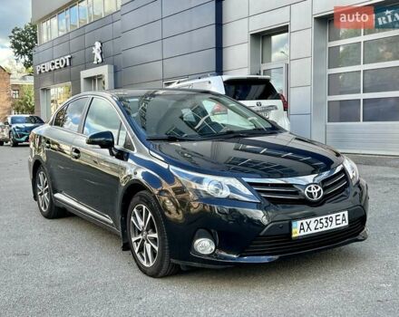 Чорний Тойота Авенсіс, об'ємом двигуна 2 л та пробігом 134 тис. км за 15000 $, фото 1 на Automoto.ua
