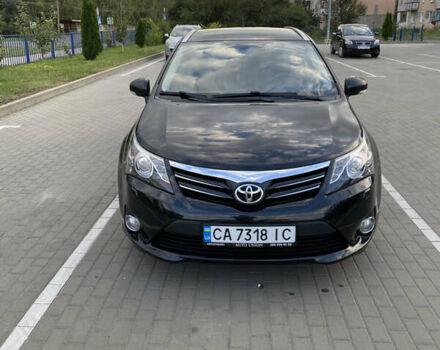 Черный Тойота Авенсис, объемом двигателя 2 л и пробегом 261 тыс. км за 11000 $, фото 1 на Automoto.ua