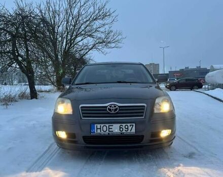 Фиолетовый Тойота Авенсис, объемом двигателя 0 л и пробегом 260 тыс. км за 3418 $, фото 2 на Automoto.ua