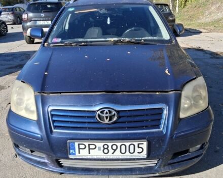 Фиолетовый Тойота Авенсис, объемом двигателя 2 л и пробегом 300 тыс. км за 1600 $, фото 1 на Automoto.ua