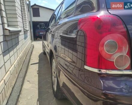 Фиолетовый Тойота Авенсис, объемом двигателя 2 л и пробегом 270 тыс. км за 6100 $, фото 2 на Automoto.ua