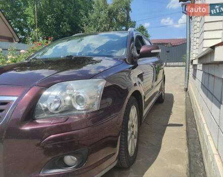 Фиолетовый Тойота Авенсис, объемом двигателя 2 л и пробегом 270 тыс. км за 6100 $, фото 1 на Automoto.ua