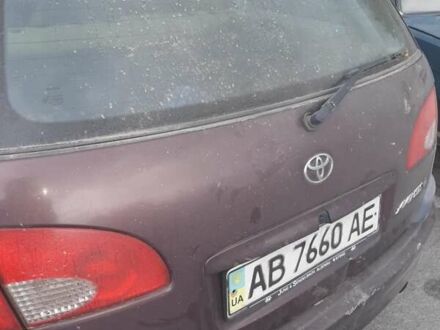Фіолетовий Тойота Авенсіс, об'ємом двигуна 1.76 л та пробігом 273 тис. км за 2000 $, фото 1 на Automoto.ua