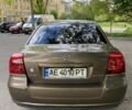 Коричневий Тойота Авенсіс, об'ємом двигуна 2 л та пробігом 200 тис. км за 5799 $, фото 5 на Automoto.ua