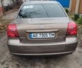 Коричневый Тойота Авенсис, объемом двигателя 2 л и пробегом 236 тыс. км за 5200 $, фото 3 на Automoto.ua