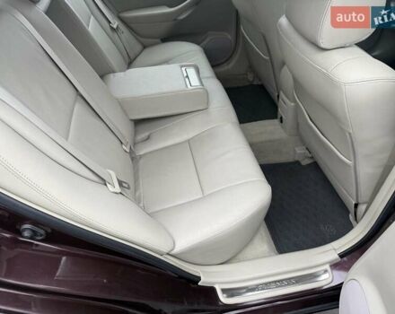 Коричневый Тойота Авенсис, объемом двигателя 2 л и пробегом 139 тыс. км за 8600 $, фото 13 на Automoto.ua