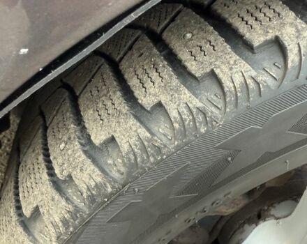 Коричневый Тойота Авенсис, объемом двигателя 2 л и пробегом 200 тыс. км за 3300 $, фото 13 на Automoto.ua