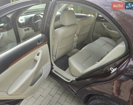 Коричневый Тойота Авенсис, объемом двигателя 2 л и пробегом 139 тыс. км за 7900 $, фото 11 на Automoto.ua