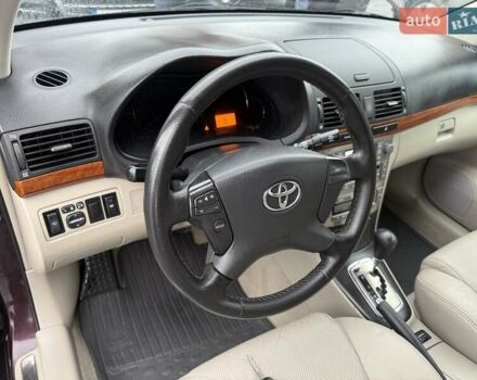 Коричневый Тойота Авенсис, объемом двигателя 2 л и пробегом 139 тыс. км за 8600 $, фото 20 на Automoto.ua