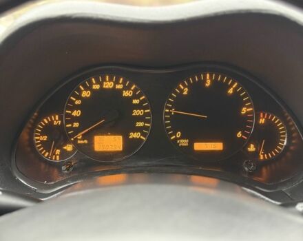 Коричневый Тойота Авенсис, объемом двигателя 2 л и пробегом 390 тыс. км за 2650 $, фото 9 на Automoto.ua