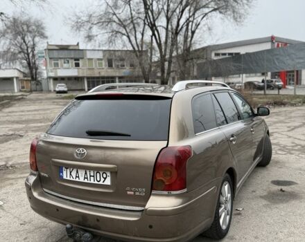 Коричневый Тойота Авенсис, объемом двигателя 2 л и пробегом 390 тыс. км за 2650 $, фото 1 на Automoto.ua