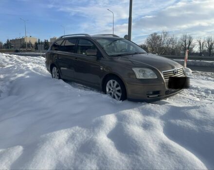 Коричневый Тойота Авенсис, объемом двигателя 2 л и пробегом 300 тыс. км за 1850 $, фото 1 на Automoto.ua