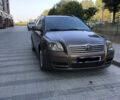 Коричневый Тойота Авенсис, объемом двигателя 2 л и пробегом 320 тыс. км за 5500 $, фото 1 на Automoto.ua