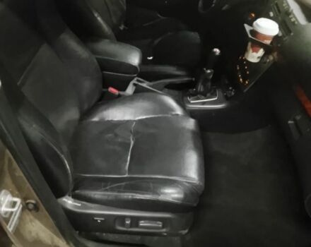 Коричневый Тойота Авенсис, объемом двигателя 2 л и пробегом 300 тыс. км за 1850 $, фото 4 на Automoto.ua