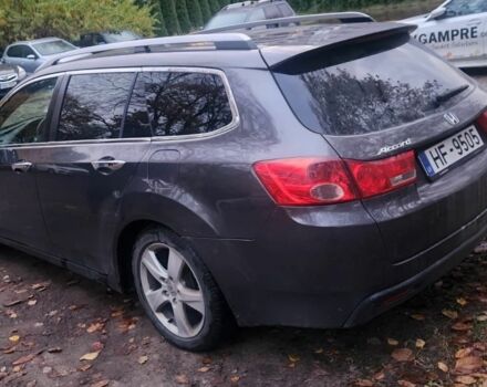 Коричневый Тойота Авенсис, объемом двигателя 2 л и пробегом 275 тыс. км за 3596 $, фото 4 на Automoto.ua