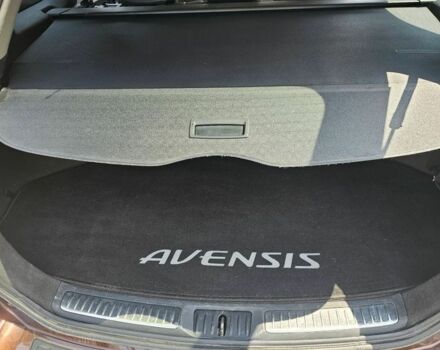 Коричневый Тойота Авенсис, объемом двигателя 1.8 л и пробегом 209 тыс. км за 8900 $, фото 11 на Automoto.ua
