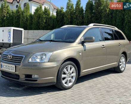 Коричневий Тойота Авенсіс, об'ємом двигуна 2 л та пробігом 395 тис. км за 5300 $, фото 1 на Automoto.ua