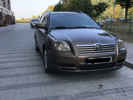 Тойота Авенсис 2004 в Днепре (Днепропетровске) на Automoto.ua Коричневый Тойота Авенсис, объемом двигателя 2 л и пробегом 320 тыс. км за 5500 $, фото 1 на Automoto.ua
