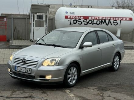 Коричневий Тойота Авенсіс, об'ємом двигуна 2 л та пробігом 280 тис. км за 3300 $, фото 1 на Automoto.ua