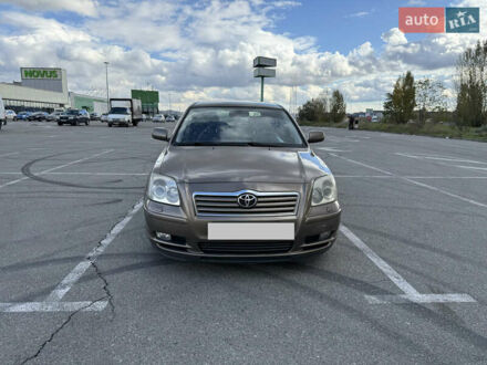 Коричневий Тойота Авенсіс, об'ємом двигуна 2 л та пробігом 370 тис. км за 6800 $, фото 1 на Automoto.ua