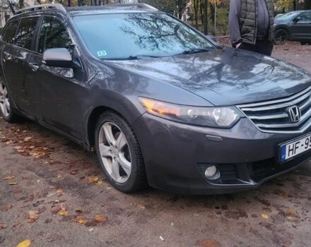 Коричневый Тойота Авенсис, объемом двигателя 2 л и пробегом 275 тыс. км за 3596 $, фото 1 на Automoto.ua