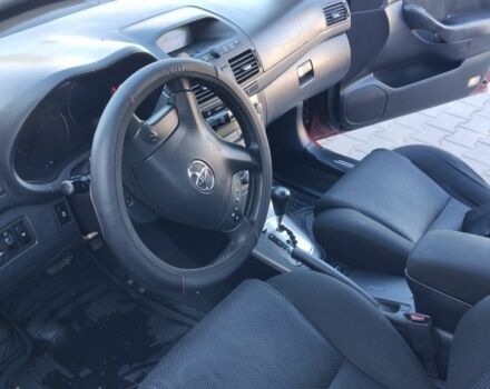 Червоний Тойота Авенсіс, об'ємом двигуна 2 л та пробігом 260 тис. км за 5200 $, фото 7 на Automoto.ua