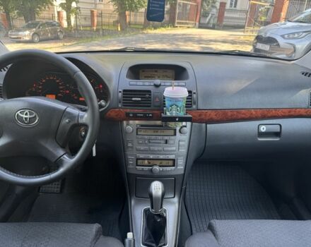 Червоний Тойота Авенсіс, об'ємом двигуна 2 л та пробігом 322 тис. км за 2450 $, фото 12 на Automoto.ua