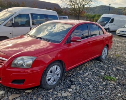 Красный Тойота Авенсис, объемом двигателя 2 л и пробегом 299 тыс. км за 3999 $, фото 1 на Automoto.ua