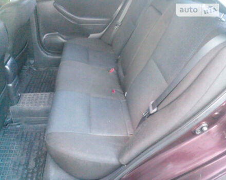 Красный Тойота Авенсис, объемом двигателя 1.8 л и пробегом 275 тыс. км за 7200 $, фото 15 на Automoto.ua