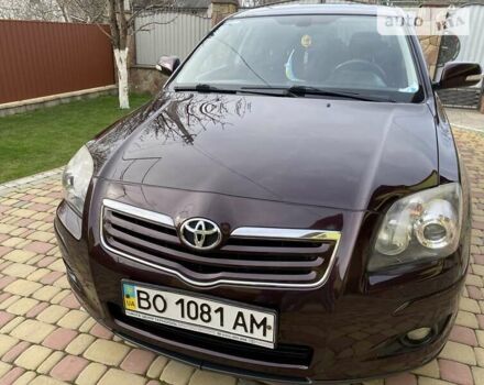 Красный Тойота Авенсис, объемом двигателя 1.79 л и пробегом 180 тыс. км за 7300 $, фото 4 на Automoto.ua