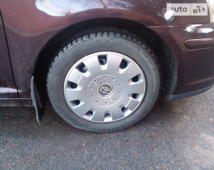 Красный Тойота Авенсис, объемом двигателя 1.8 л и пробегом 275 тыс. км за 7200 $, фото 9 на Automoto.ua