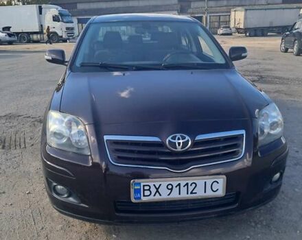 Червоний Тойота Авенсіс, об'ємом двигуна 1.79 л та пробігом 230 тис. км за 7300 $, фото 2 на Automoto.ua