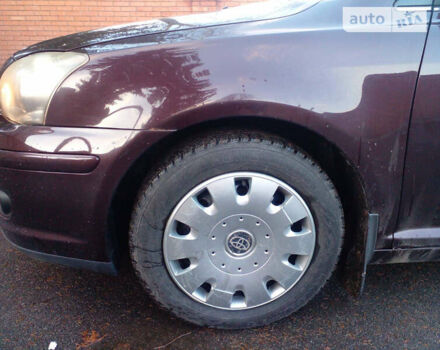 Красный Тойота Авенсис, объемом двигателя 1.8 л и пробегом 275 тыс. км за 7200 $, фото 12 на Automoto.ua