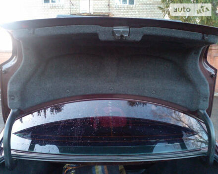 Красный Тойота Авенсис, объемом двигателя 1.8 л и пробегом 275 тыс. км за 7200 $, фото 25 на Automoto.ua