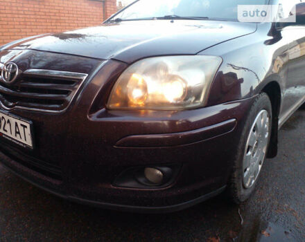 Красный Тойота Авенсис, объемом двигателя 1.8 л и пробегом 275 тыс. км за 7200 $, фото 11 на Automoto.ua