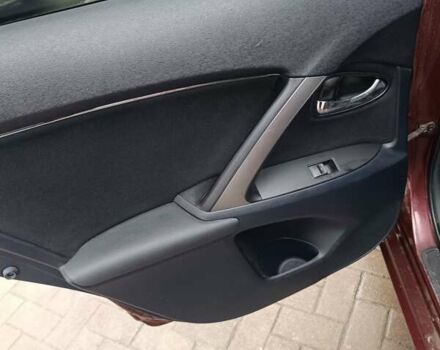 Красный Тойота Авенсис, объемом двигателя 1.8 л и пробегом 220 тыс. км за 9700 $, фото 12 на Automoto.ua