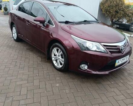 Красный Тойота Авенсис, объемом двигателя 1.8 л и пробегом 220 тыс. км за 9700 $, фото 3 на Automoto.ua