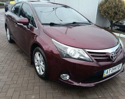 Красный Тойота Авенсис, объемом двигателя 1.8 л и пробегом 220 тыс. км за 9700 $, фото 2 на Automoto.ua