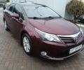 Красный Тойота Авенсис, объемом двигателя 1.8 л и пробегом 220 тыс. км за 9700 $, фото 2 на Automoto.ua
