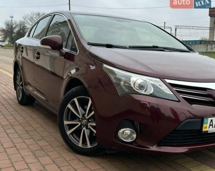 Красный Тойота Авенсис, объемом двигателя 2 л и пробегом 220 тыс. км за 10490 $, фото 17 на Automoto.ua