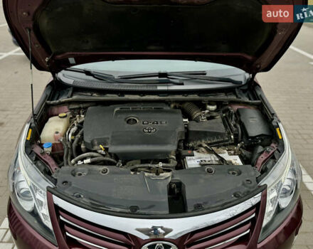 Красный Тойота Авенсис, объемом двигателя 2.01 л и пробегом 195 тыс. км за 11500 $, фото 8 на Automoto.ua