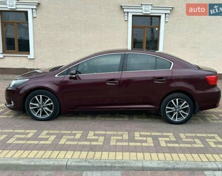 Красный Тойота Авенсис, объемом двигателя 2 л и пробегом 220 тыс. км за 10490 $, фото 12 на Automoto.ua