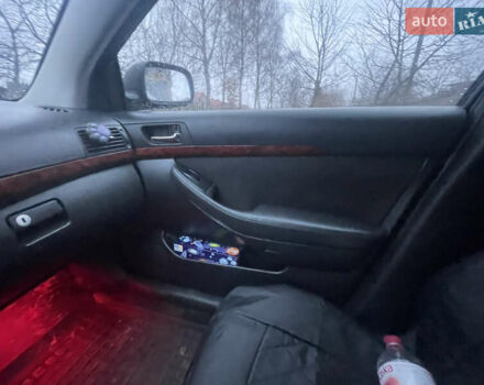 Червоний Тойота Авенсіс, об'ємом двигуна 1.79 л та пробігом 326 тис. км за 3800 $, фото 13 на Automoto.ua