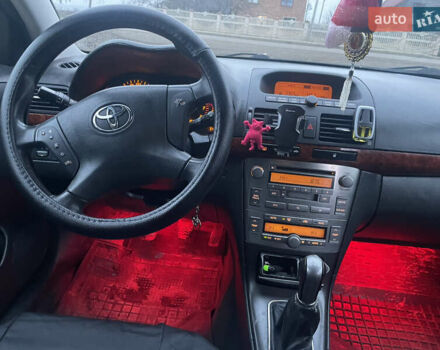 Червоний Тойота Авенсіс, об'ємом двигуна 1.79 л та пробігом 326 тис. км за 3800 $, фото 9 на Automoto.ua