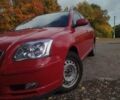 Красный Тойота Авенсис, объемом двигателя 2 л и пробегом 467 тыс. км за 4700 $, фото 9 на Automoto.ua