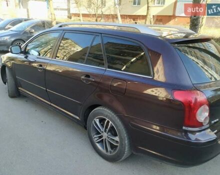 Красный Тойота Авенсис, объемом двигателя 1.8 л и пробегом 325 тыс. км за 6800 $, фото 3 на Automoto.ua