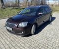 Красный Тойота Авенсис, объемом двигателя 2.2 л и пробегом 219 тыс. км за 8000 $, фото 1 на Automoto.ua