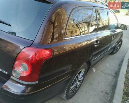 Красный Тойота Авенсис, объемом двигателя 1.8 л и пробегом 325 тыс. км за 6800 $, фото 6 на Automoto.ua