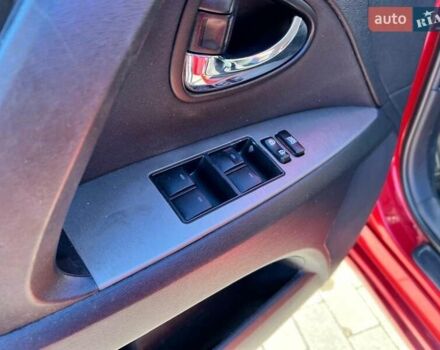Красный Тойота Авенсис, объемом двигателя 2 л и пробегом 327 тыс. км за 8000 $, фото 11 на Automoto.ua